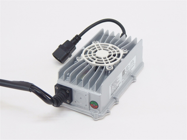 Зарядное устройство 12V/15A для CDDB-E (12V/15A CHARGER(built-out) 35206000001)